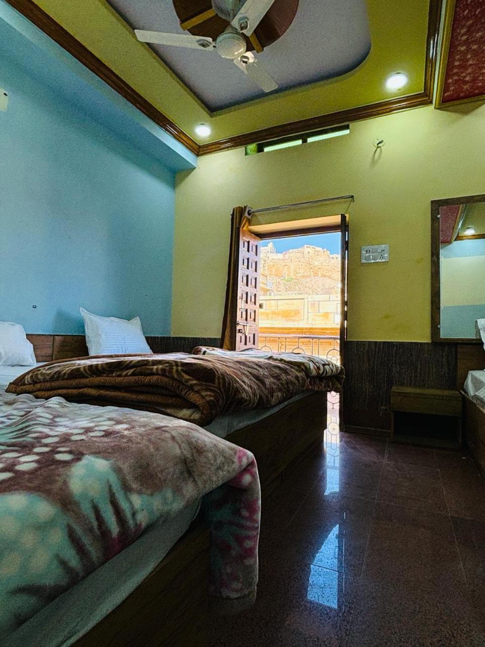Hotel Dhora Jaisalmer By Grb Kültér fotó
